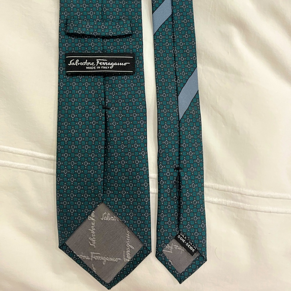 Salvatore Ferragamo Men’s Silk Tie - Green Print
